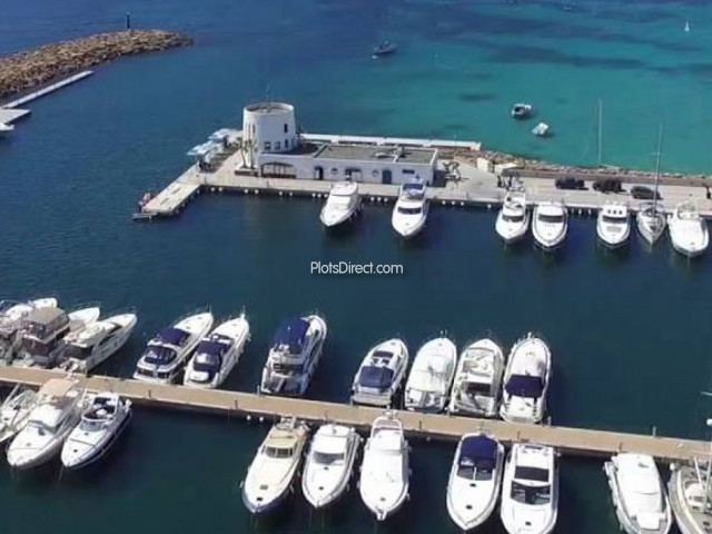 Marina berth in Santa Eularia Des Riu PDBAL3823